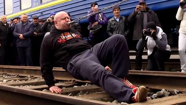 Новий рекорд серед силачів встановлено у Львові Новий рекорд серед силачів встановлено у Львові