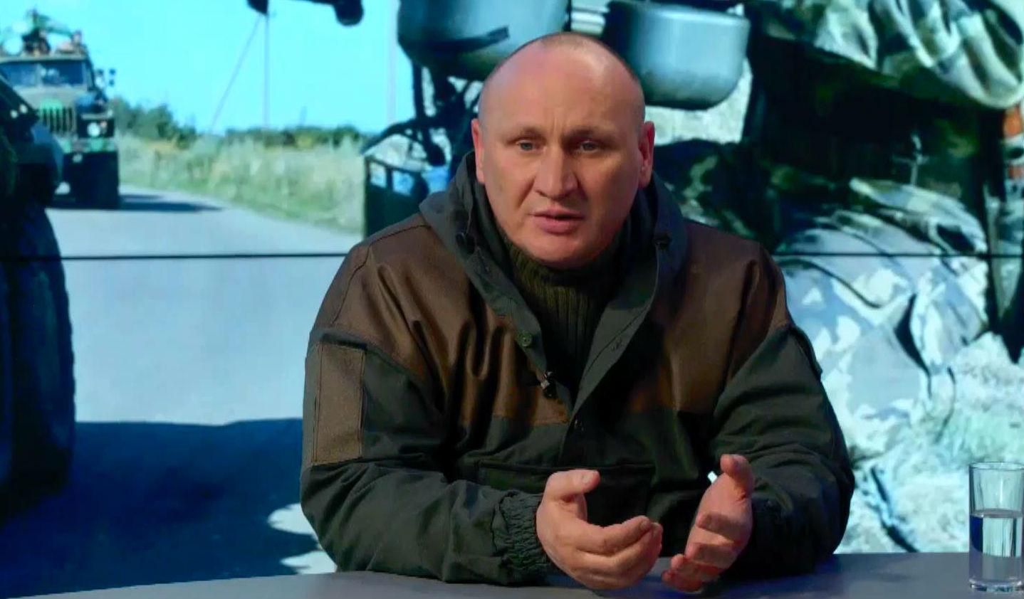 Добровольці можуть зламати хід війни і держава боїться цього, — комбат ОУН Добровольці можуть зламати хід війни і держава боїться цього, — комбат ОУН