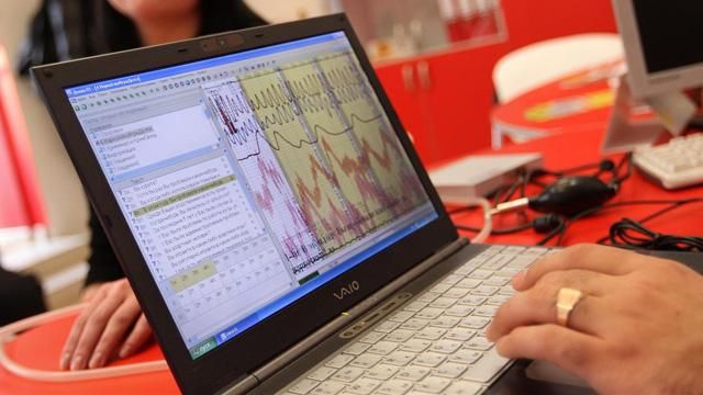 Міноборони перевірить працівників своїх складів і баз на детекторі брехні Міноборони перевірить працівників своїх складів і баз на детекторі брехні