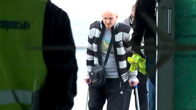 В Україну повернулись бійці з реабілітації у Литві В Україну повернулись бійці з реабілітації у Литві