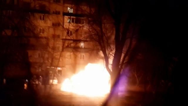 В Киеве сгорели 10 машин В Киеве сгорели 10 машин