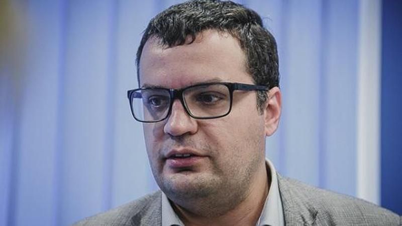 Госкино пообещало снять фильм о войне на Донбассе Госкино пообещало снять фильм о войне на Донбассе