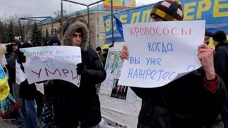 Самые актуальные кадры 9 апреля: Пасхальные рецепты от Первой Леди, в "Азове" тренируют рекрутов