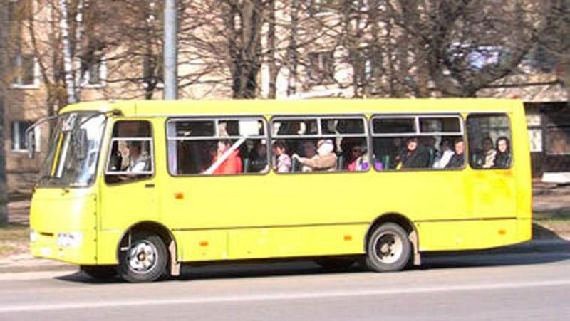 В донецком транспорте расплачиваются рублями В донецком транспорте расплачиваются рублями