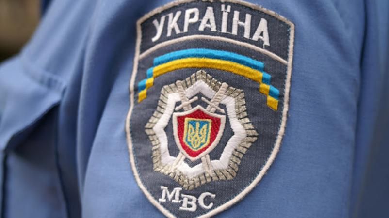 У Маріуполі затримали підозрюваного у вбивстві міліціонера У Маріуполі затримали підозрюваного у вбивстві міліціонера