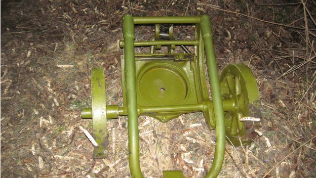 Двое украинцев пытались вывезти в Россию станки к пулемету Двое украинцев пытались вывезти в Россию станки к пулемету