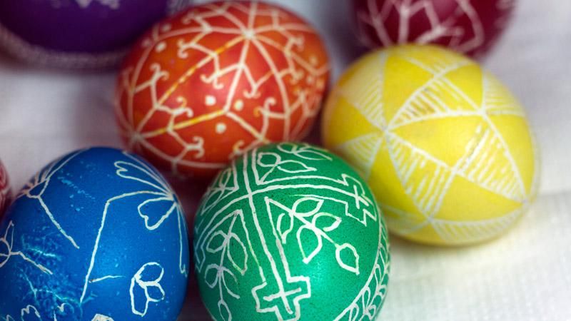 Яскрава писанка за 5 хвилин: майстер-клас від Журавля Яскрава писанка за 5 хвилин: майстер-клас від Журавля