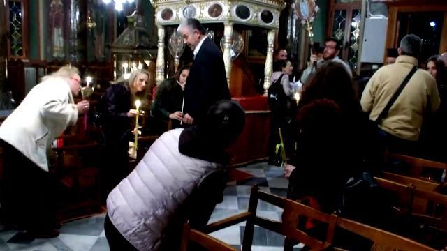 У грецькому селищі Вродантос пускають феєрверки на Пасху У грецькому селищі Вродантос пускають феєрверки на Пасху