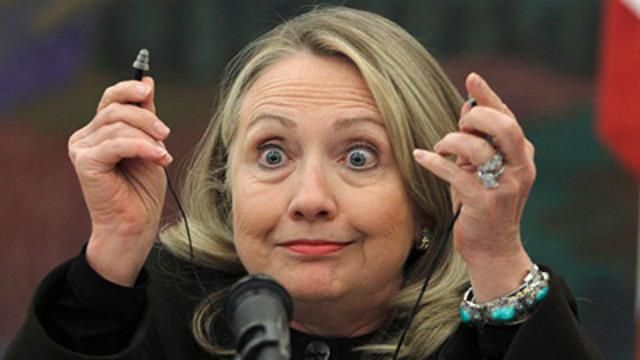 Обама поддержал намерение Клинтон идти в президенты Обама поддержал намерение Клинтон идти в президенты