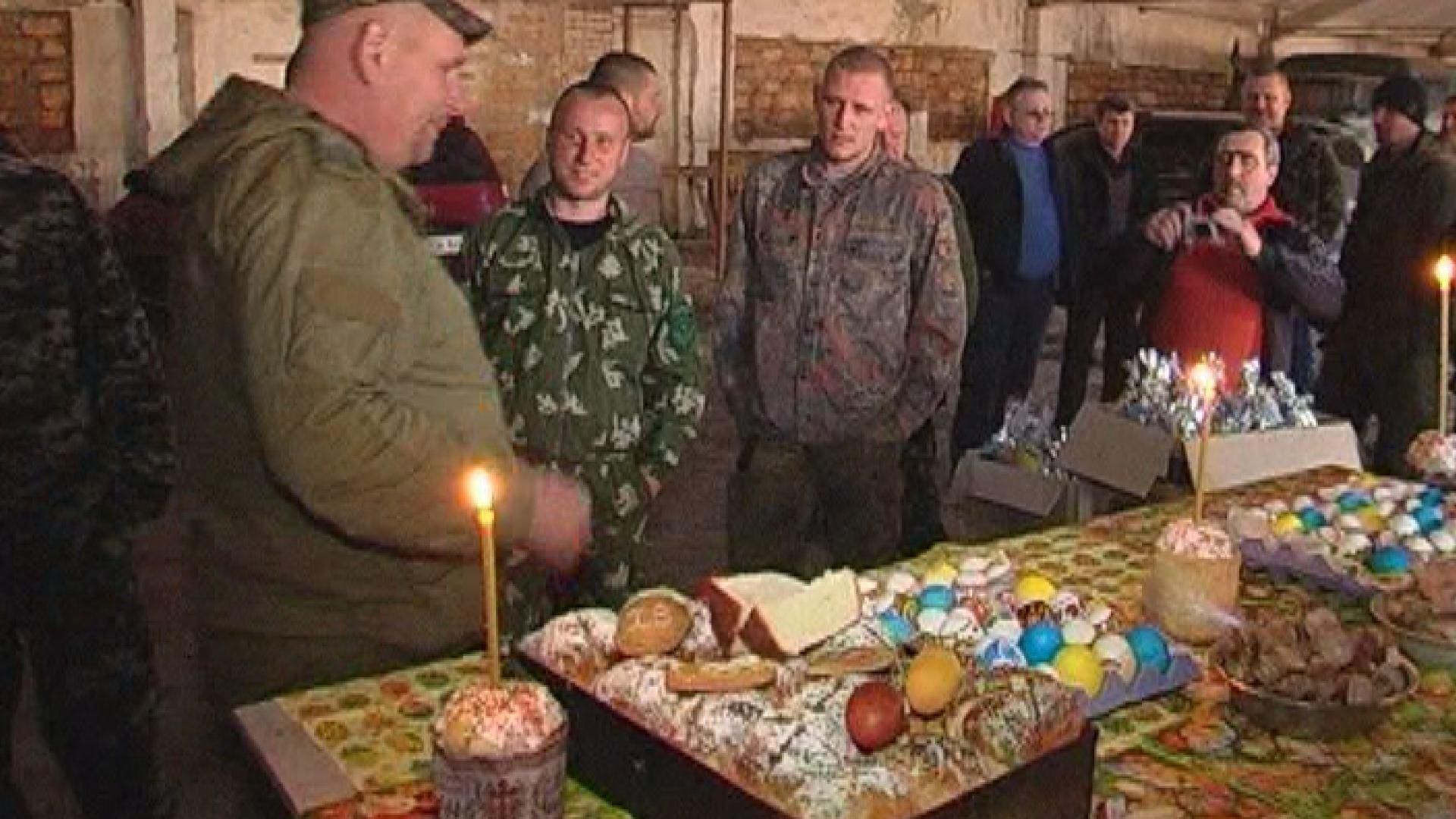 Волонтери з Херсона почастували святковими стравами прикордонників Волонтери з Херсона почастували святковими стравами прикордонників