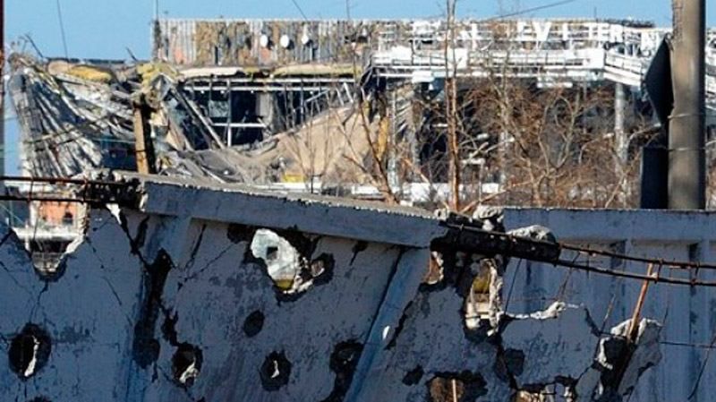 В районі донецького аеропорту загинув місцевий журналіст В районі донецького аеропорту загинув місцевий журналіст