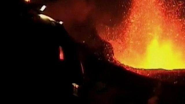 День в історії. Ісландський вулкан паралізував авіасполучення між десятками країн День в історії. Ісландський вулкан паралізував авіасполучення між десятками країн