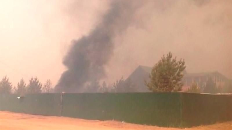 Пожежі в Росії перекинулись на інший район: людей евакуюють Пожежі в Росії перекинулись на інший район: людей евакуюють