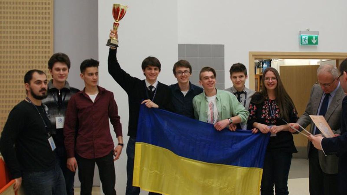 Харківські студенти здобули перемогу на міжнародному турнірі з фізики Харківські студенти здобули перемогу на міжнародному турнірі з фізики