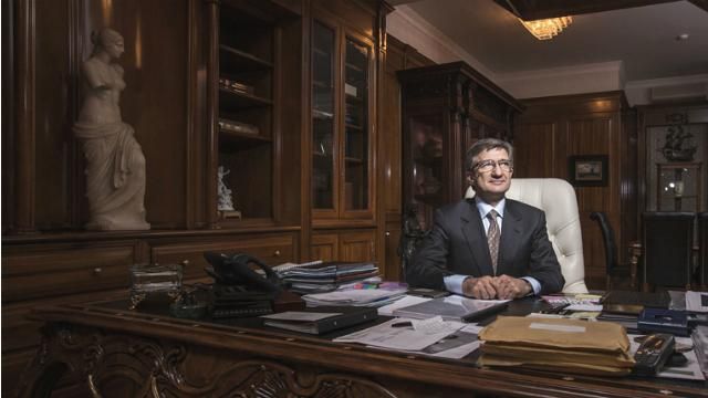 Тарута заробив більше 12 мільйонів, а також має 6 квартир і Lexus Тарута заробив більше 12 мільйонів, а також має 6 квартир і Lexus