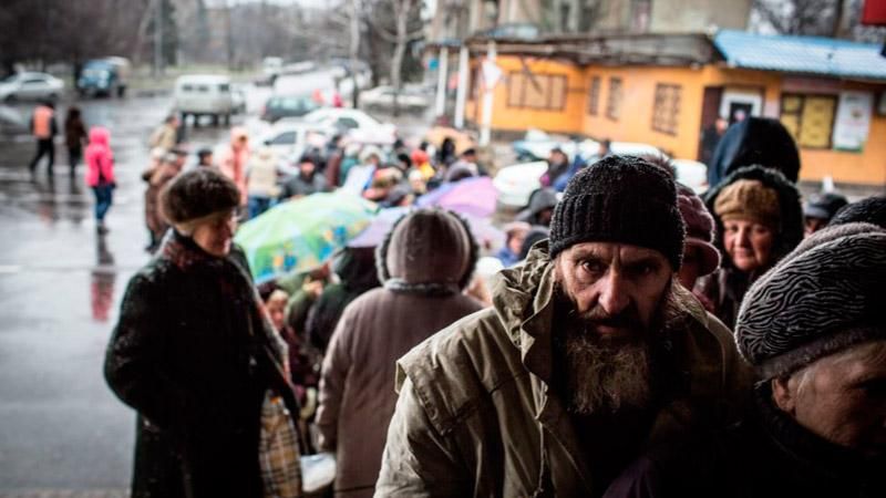 Як пенсіонери виживають у руїнах Дебальцевого