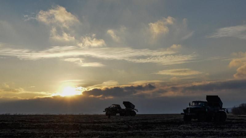Боевики снова интенсивно обстреляли Пески, — штаб АТО Боевики снова интенсивно обстреляли Пески, — штаб АТО