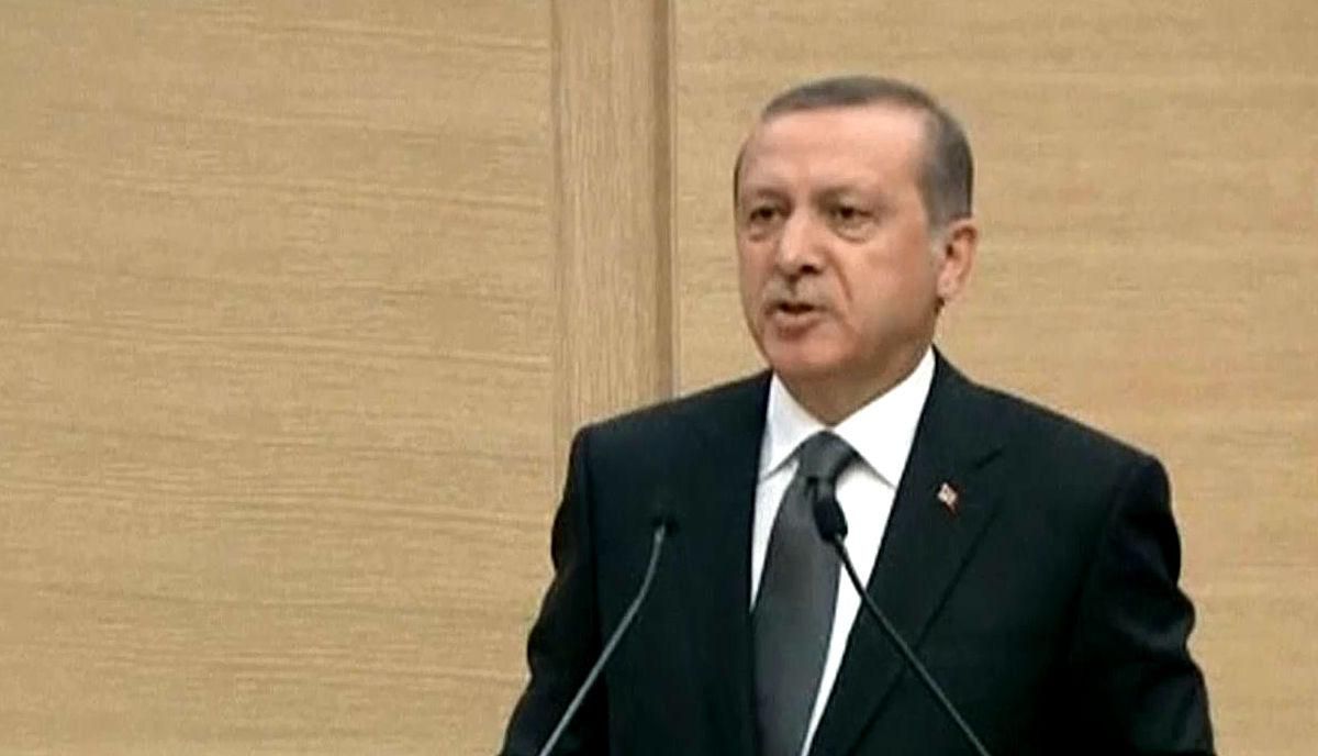 Ердоган назвав маячнею заяву Папи про геноцид вірмен