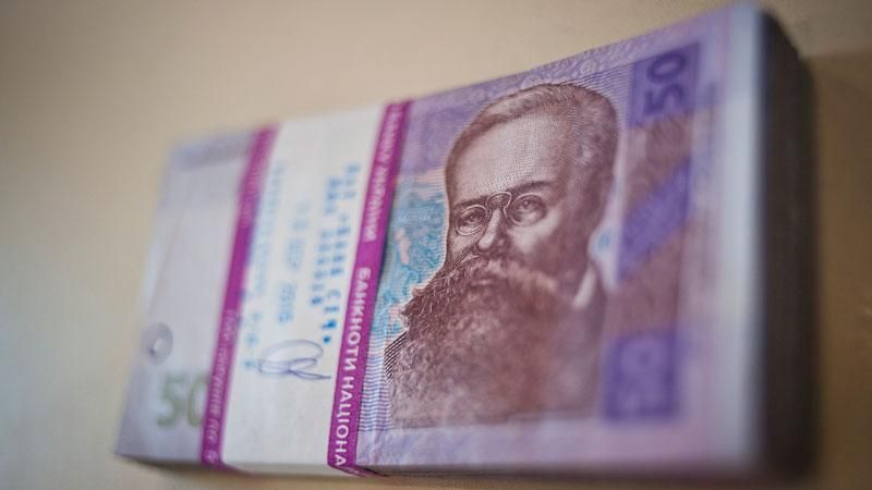 Гривна на межбанке неожиданно укрепилась Гривна на межбанке неожиданно укрепилась