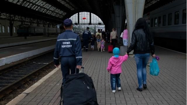 ЕС предоставил Украине 17 миллионов евро для нужд переселенцев ЕС предоставил Украине 17 миллионов евро для нужд переселенцев