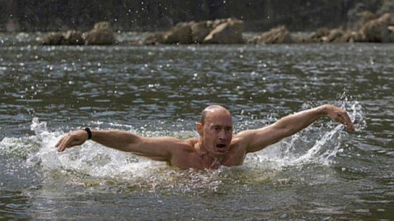 Путін проводив час у лазні з Канцлером Німеччини: вони ледь не згоріли