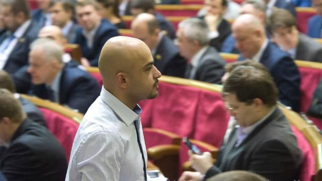 Найєм заробив за рік більше півмільйона Найєм заробив за рік більше півмільйона