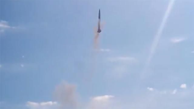 Появилось видео, как военные РФ запустили ракету, которая упала на них самих