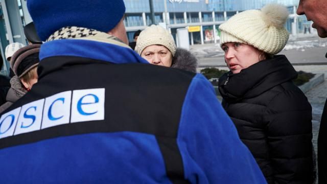 Наблюдатели ОБСЕ впервые будут патрулировать в ночном Широкине Наблюдатели ОБСЕ впервые будут патрулировать в ночном Широкине