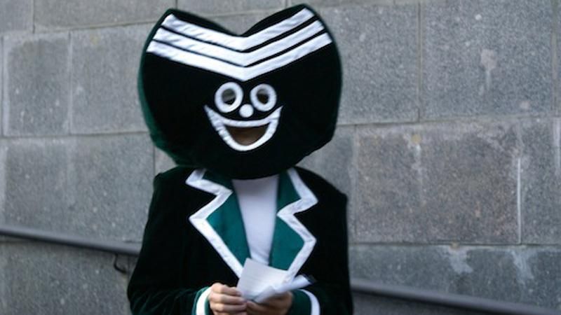 Кризис в России: закрываются сотни банков Кризис в России: закрываются сотни банков