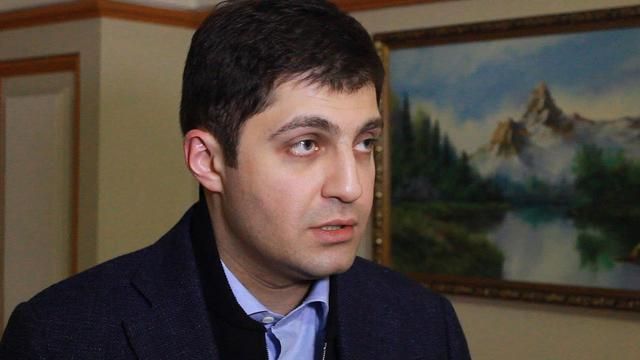Грузинский заместитель Шокина говорит, что ему уже предлагали крупную взятку