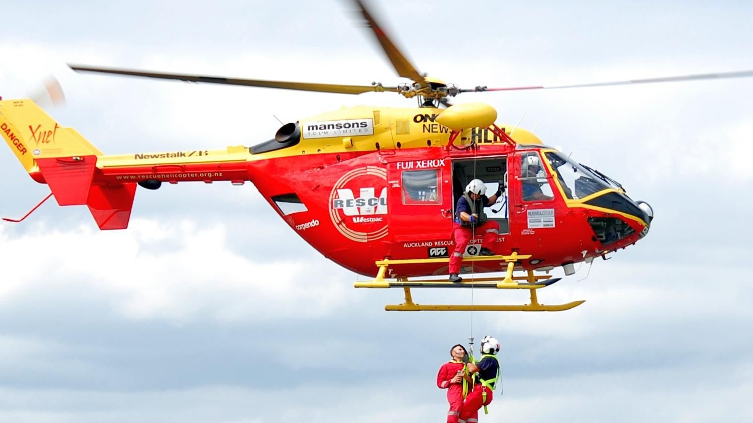 На півдні від Італії перекинувся корабель з 700 мігрантами На півдні від Італії перекинувся корабель з 700 мігрантами