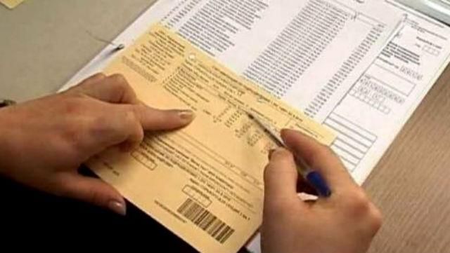 Яценюк розповів скільки українців отримають субсидії Яценюк розповів скільки українців отримають субсидії