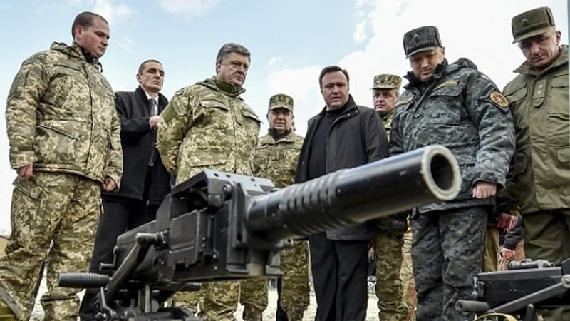 Якщо Порошенко не відбере Донбас силою, Україна втратить цей регіон, — російський опозиціонер Якщо Порошенко не відбере Донбас силою, Україна втратить цей регіон, — російський опозиціонер