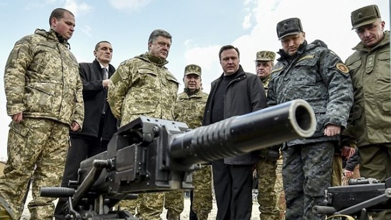 Если Порошенко не отберет Донбасс силой, Украина потеряет этот регион, — российский оппозиционер