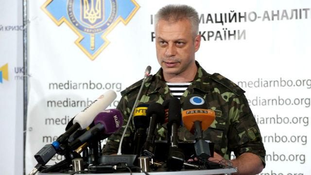 Росія перекинула терористам 40 вагонів з військовою технікою Росія перекинула терористам 40 вагонів з військовою технікою