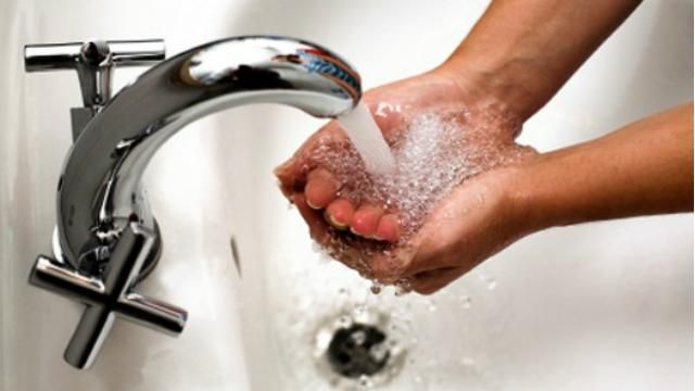 У Києві відключать гарячу воду (список вулиць) У Києві відключать гарячу воду (список вулиць)