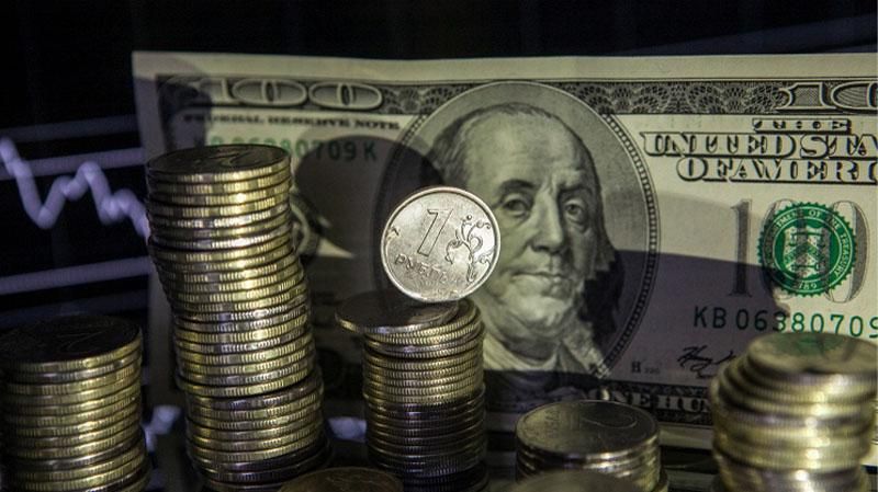 Рубль вновь ушел в пике Рубль вновь ушел в пике