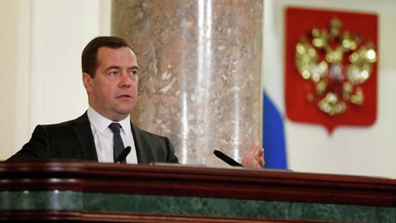 "Все плохо". Медведев пожаловался на катастрофическое состояние российской экономики