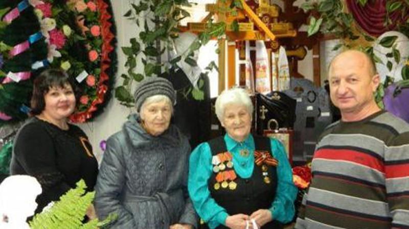 У Росії ветеранів війни запросили на святкування 9 травня у похоронному бюро У Росії ветеранів війни запросили на святкування 9 травня у похоронному бюро