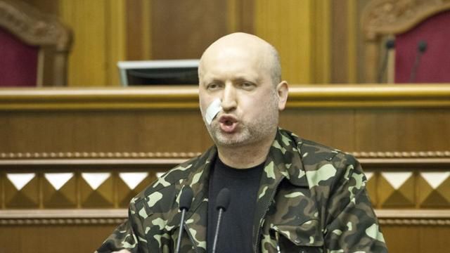 Совместная бригада поможет украинским военным усвоить стандарты НАТО, — Турчинов Совместная бригада поможет украинским военным усвоить стандарты НАТО, — Турчинов