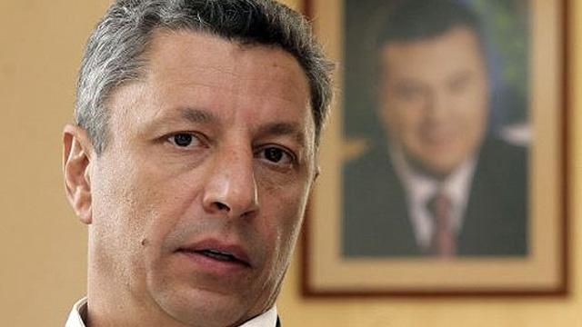 "Оппозиционный блок" покинул зал Рады, потому что "очень переживают" за шахтеров "Оппозиционный блок" покинул зал Рады, потому что "очень переживают" за шахтеров