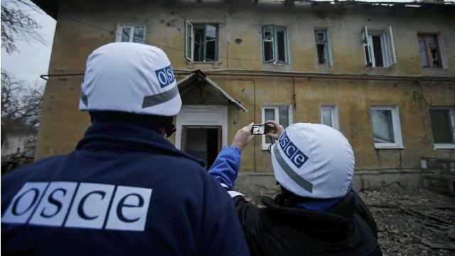 Місія ОБСЄ зафіксувала понад 350 вибухів у Донецьку Місія ОБСЄ зафіксувала понад 350 вибухів у Донецьку