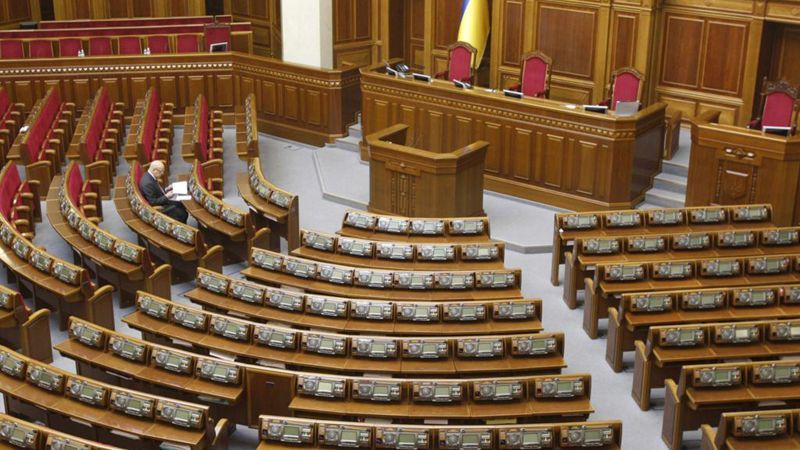 Гройсман обіцяє публікувати списки депутатів-прогульщиків