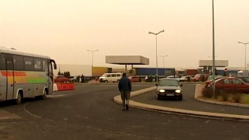 Крупним планом. Столична митниця продовжує збирати "мзду" з підприємців Крупним планом. Столична митниця продовжує збирати "мзду" з підприємців