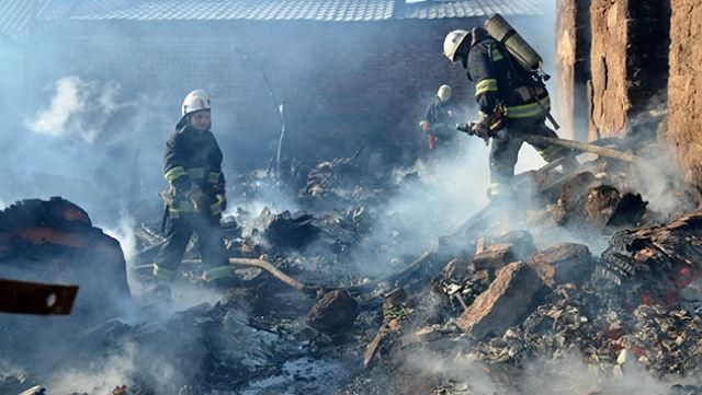 Масштабный пожар в Николаеве: из-за горения травы загорелись жилые дома