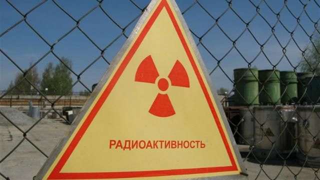 Росія відправила в Крим вантаж зі знаком "Ядерна небезпека"