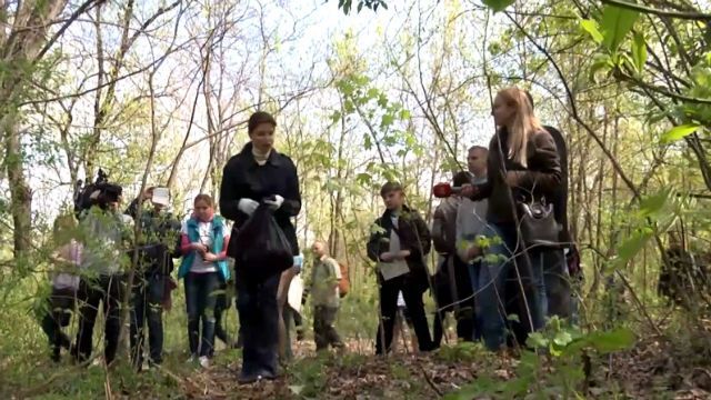Під час прибирання Труханового острова встановлено рекорд Під час прибирання Труханового острова встановлено рекорд