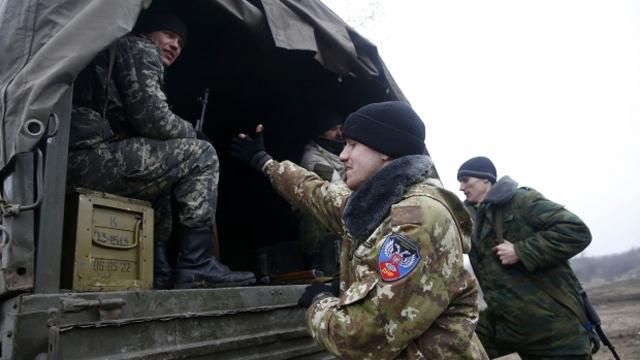 Террористы накрыли хаотичным огнем жилые дома Счастья