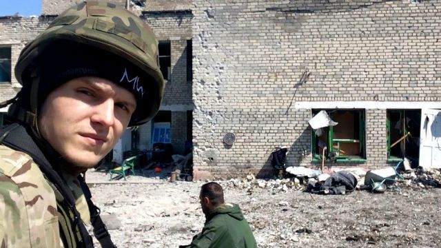 Руфер Мустанг в составе "Азова" защищает Широкино Руфер Мустанг в составе "Азова" защищает Широкино