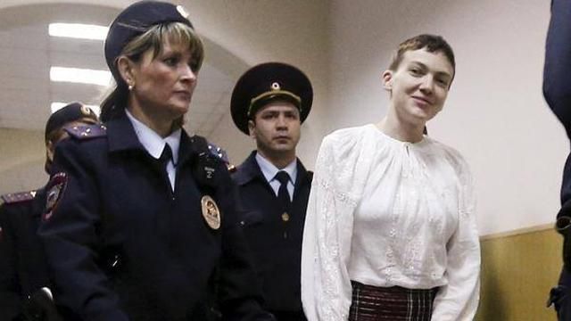 Савченко у вівторок переведуть у цивільну лікарню, — адвокат